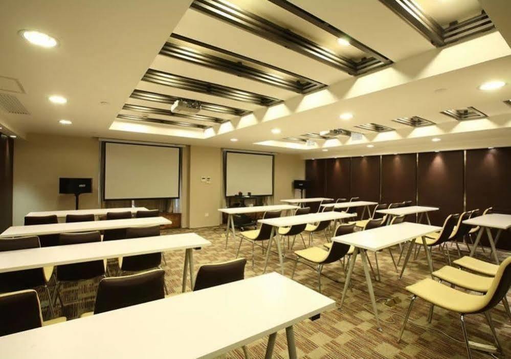Ji Hotel Shanghai Jingan Temple Kangding Road Luaran gambar